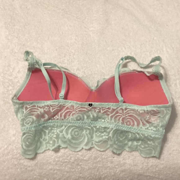 Bra - Picture 3 of 4